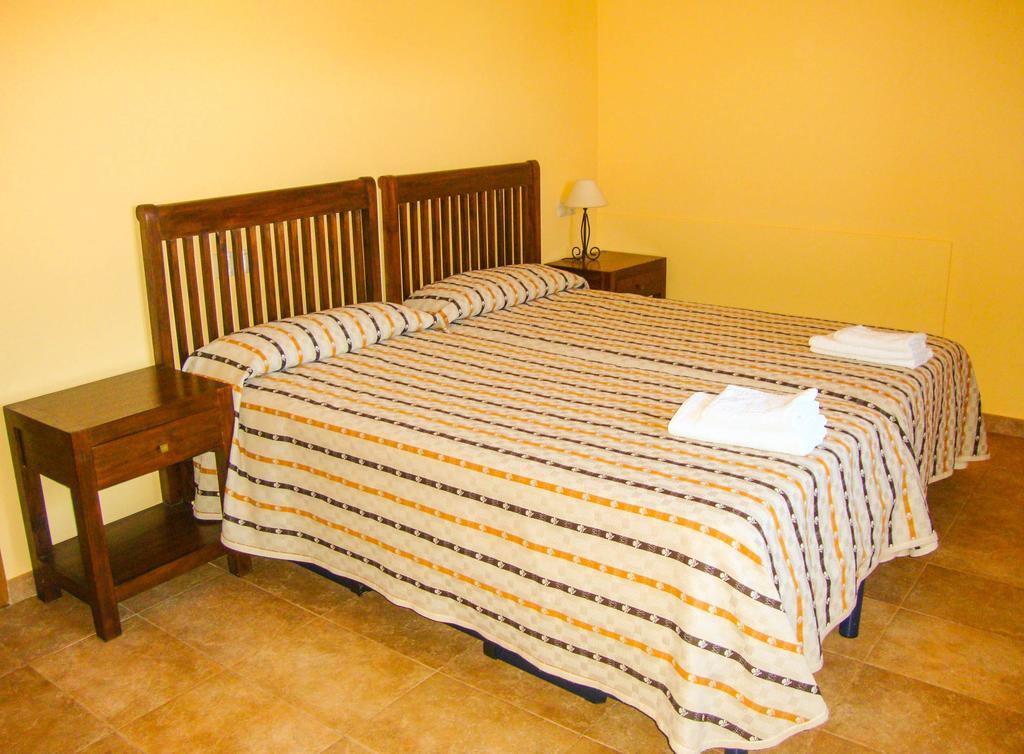 Apartamentos Fandin Ribadeo Rum bild