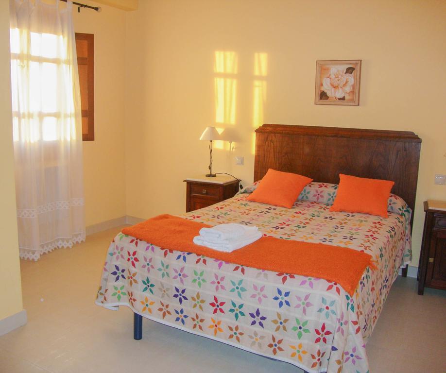 Apartamentos Fandin Ribadeo Rum bild